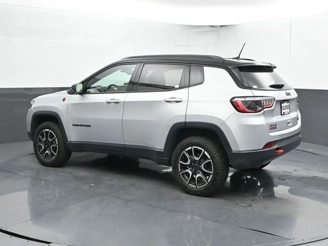 SEMINUEVOS JEEP Compass a Estados en autogozo