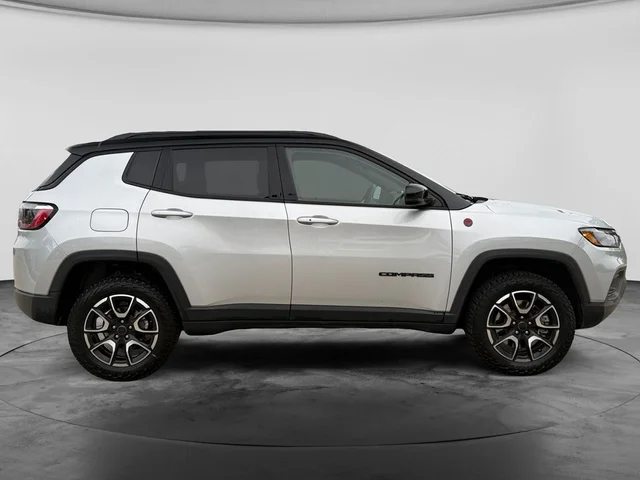 SEMINUEVOS JEEP Compass a Estados en autogozo