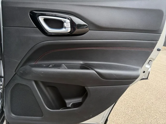 SEMINUEVOS JEEP Compass a Estados en autogozo