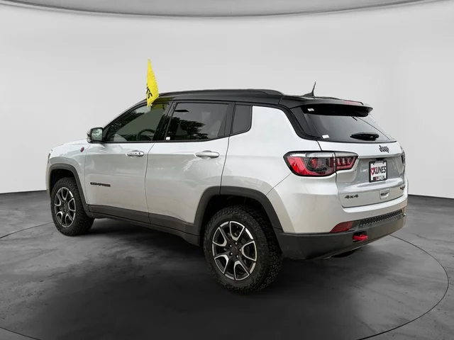 SEMINUEVOS JEEP Compass a Estados en autogozo