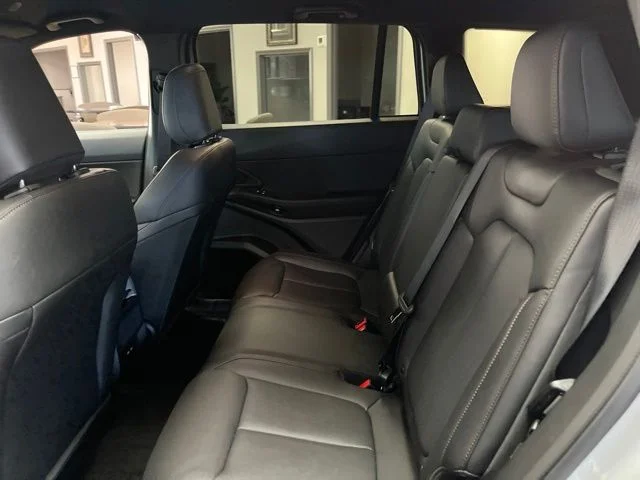 Nuevos JEEP CHEROKEE à Estados chez autogozo