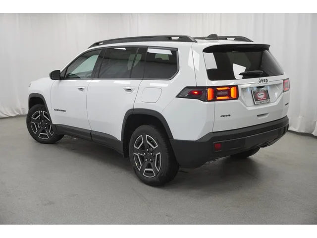 Nuevos JEEP CHEROKEE à Estados chez autogozo