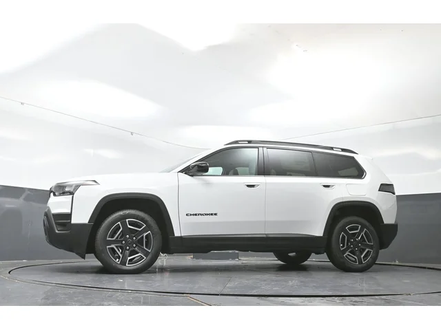 Nuevos JEEP CHEROKEE à Estados chez autogozo