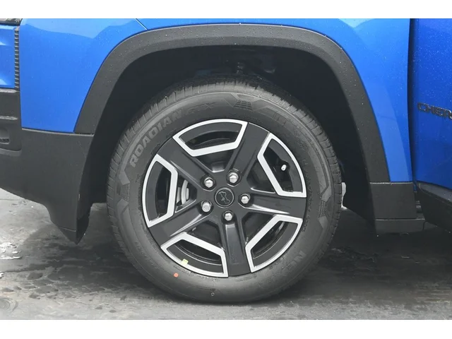 Nuevos JEEP CHEROKEE à Estados chez autogozo