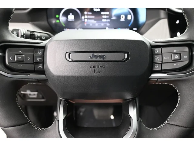 Nuevos JEEP CHEROKEE à Estados chez autogozo