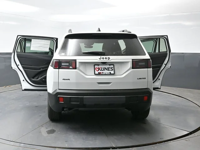 Nuevos JEEP CHEROKEE à Estados chez autogozo
