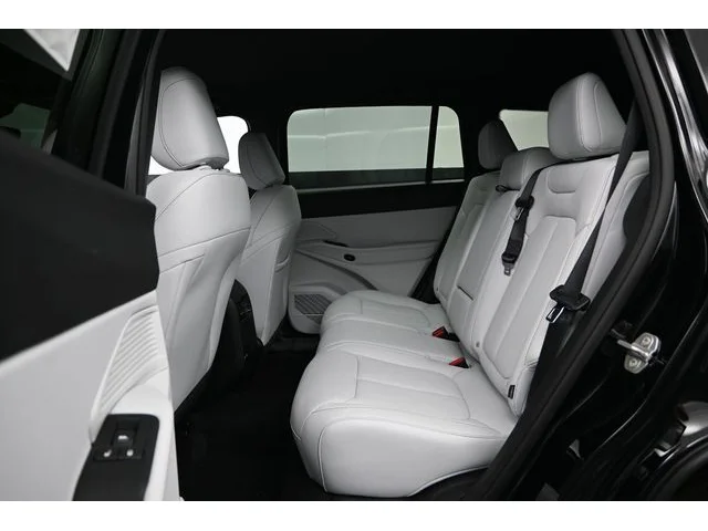 Nuevos JEEP CHEROKEE à Estados chez autogozo