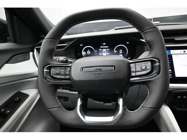 Nuevos JEEP CHEROKEE à Estados chez autogozo