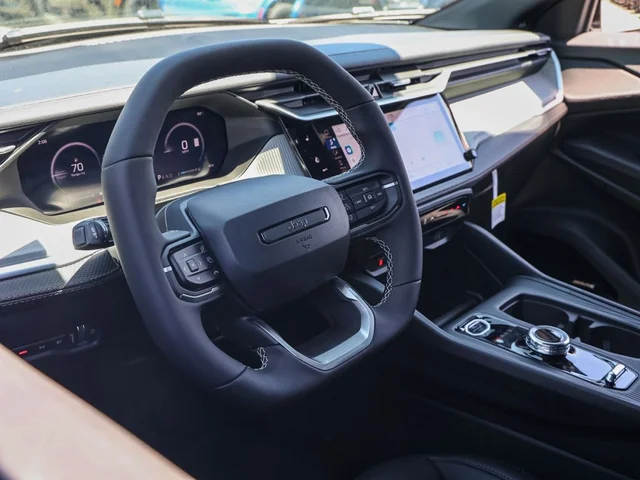 Nuevos JEEP CHEROKEE à Estados chez autogozo