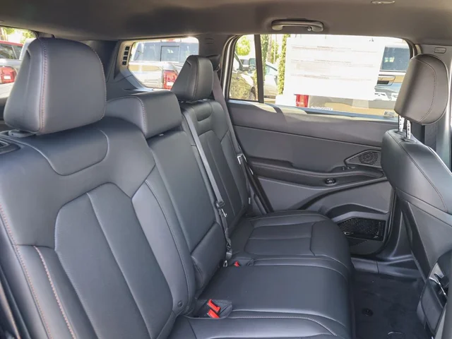 Nuevos JEEP CHEROKEE à Estados chez autogozo