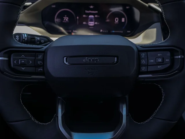 Nuevos JEEP CHEROKEE à Estados chez autogozo