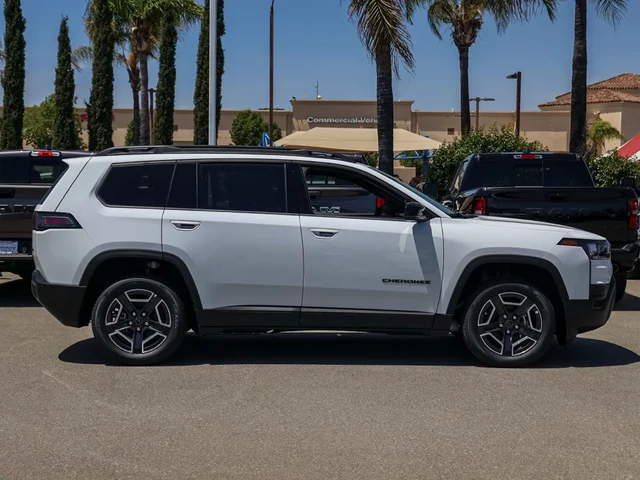 Nuevos JEEP CHEROKEE à Estados chez autogozo