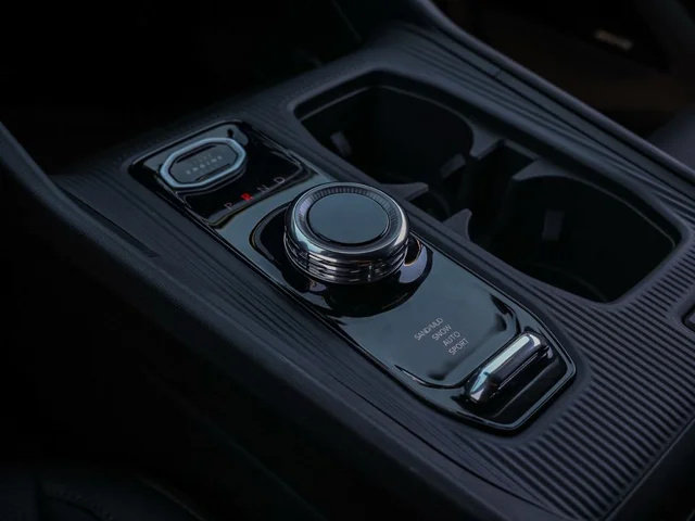 Nuevos JEEP CHEROKEE à Estados chez autogozo