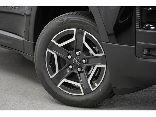 Nuevos JEEP CHEROKEE à Estados chez autogozo