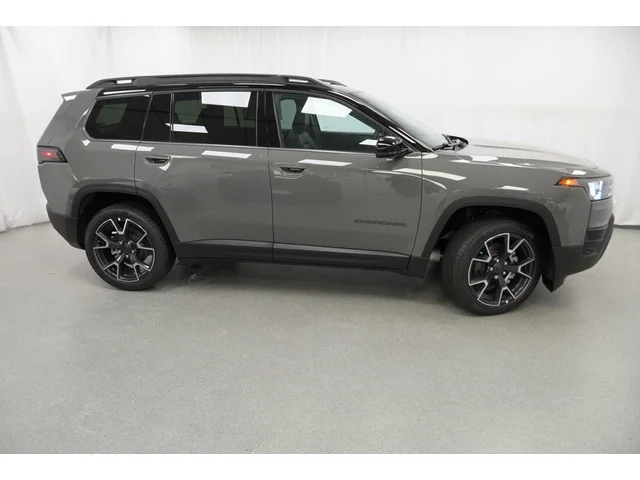 Nuevos JEEP CHEROKEE à Estados chez autogozo