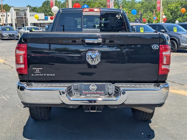 SEMINUEVOS RAM 3500 at Kennesaw, in Town Center Nissan