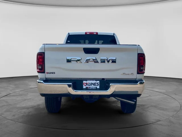 Nuevos RAM 3500 à Estados chez autogozo