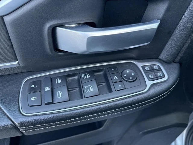 SEMINUEVOS RAM 3500 a Estados en autogozo