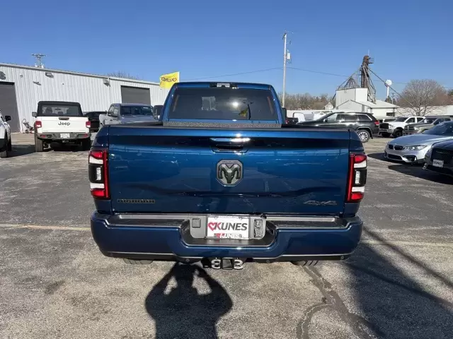 Nuevos RAM 3500 à Estados chez autogozo