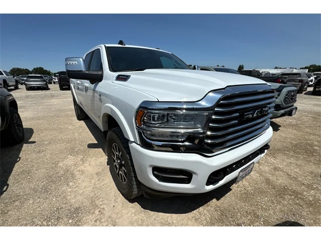 SEMINUEVOS RAM 3500 a Estados en autogozo