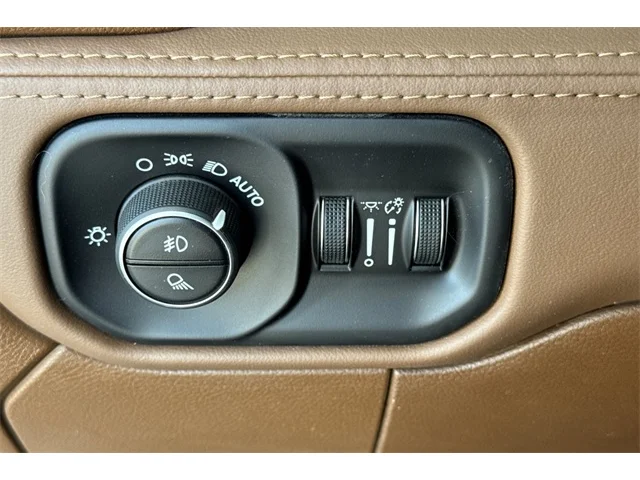 SEMINUEVOS RAM 3500 at ELK GROVE in Elk Grove Buick GMC