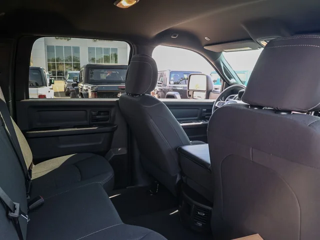 Nuevos RAM 2500 à Estados chez autogozo