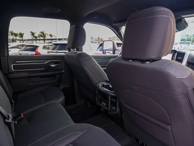 Nuevos RAM 2500 à Estados chez autogozo
