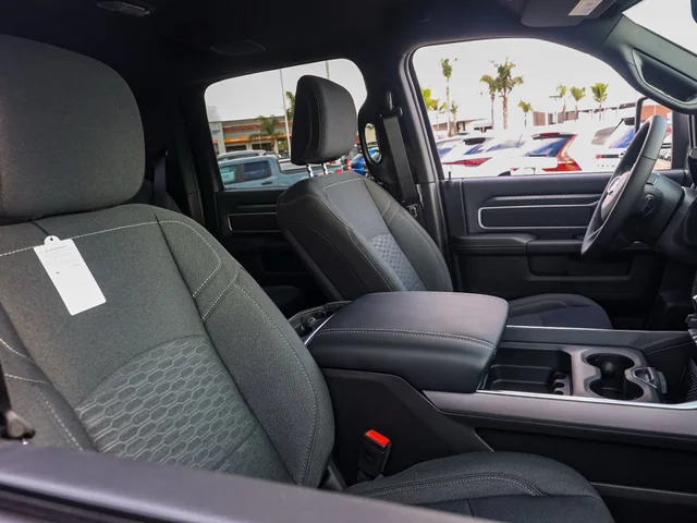 Nuevos RAM 2500 à Estados chez autogozo