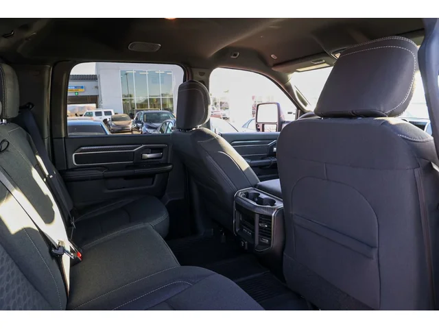 Nuevos RAM 2500 à Estados chez autogozo