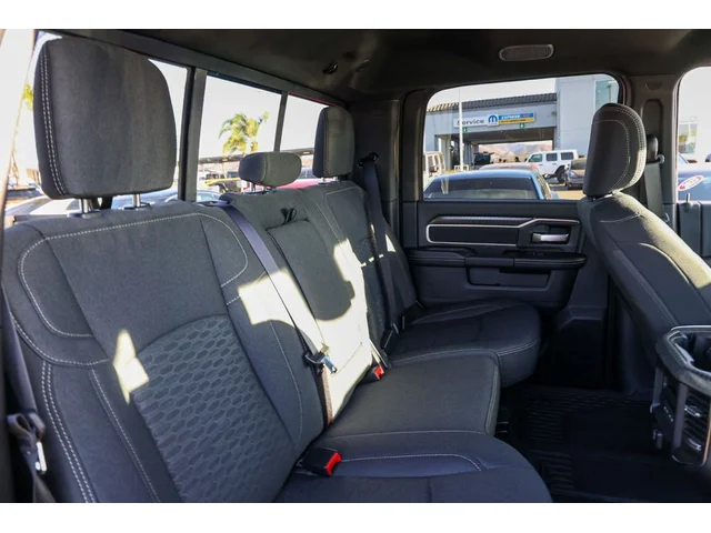 Nuevos RAM 2500 à Estados chez autogozo