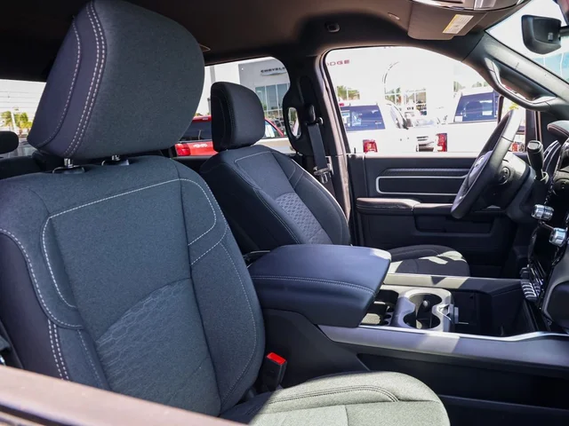 Nuevos RAM 2500 à Estados chez autogozo