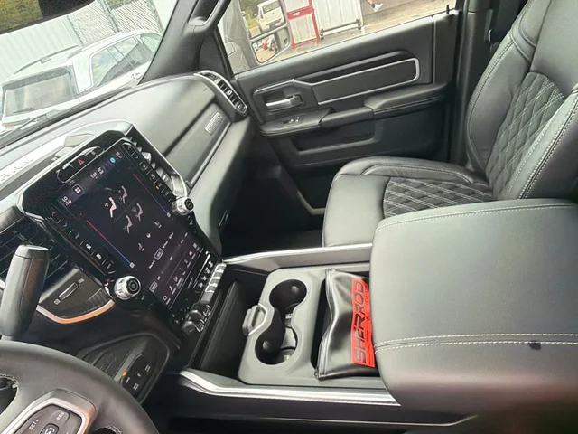 Nuevos RAM 2500 à Estados chez autogozo