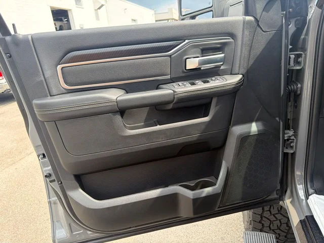 Nuevos RAM 2500 à Estados chez autogozo