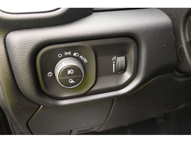 Nuevos RAM 2500 à Estados chez autogozo