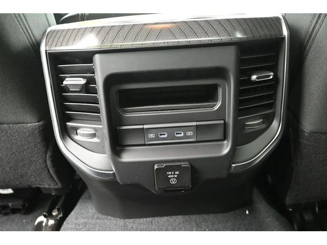 Nuevos RAM 2500 à Estados chez autogozo