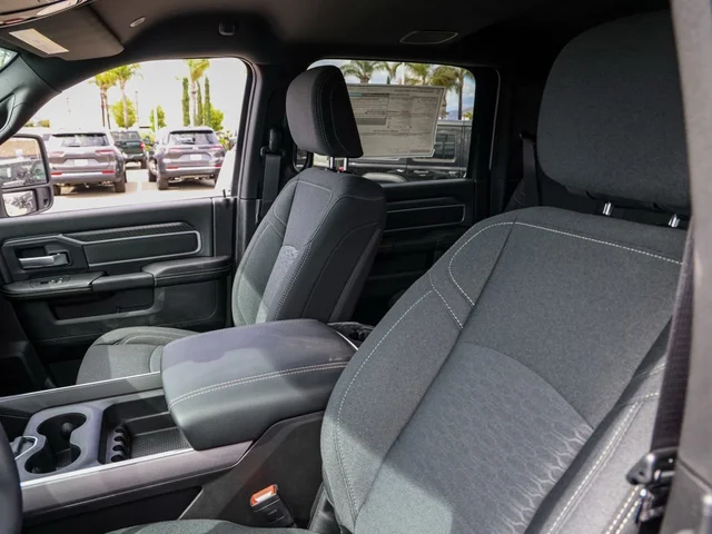 Nuevos RAM 2500 à Estados chez autogozo