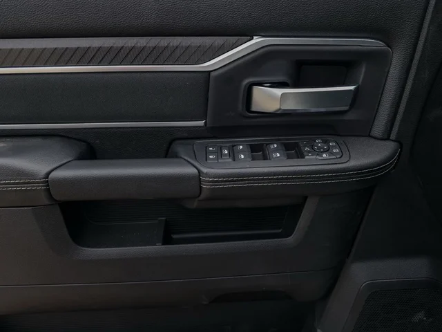 Nuevos RAM 2500 à Estados chez autogozo