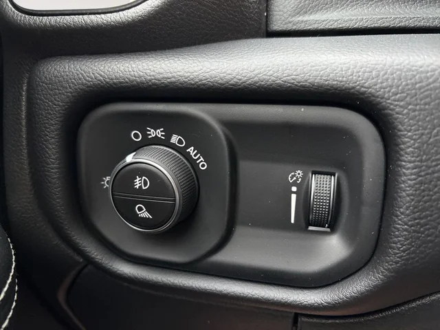 Nuevos RAM 2500 à Estados chez autogozo