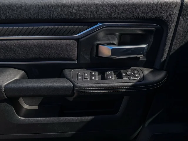 Nuevos RAM 2500 à Estados chez autogozo