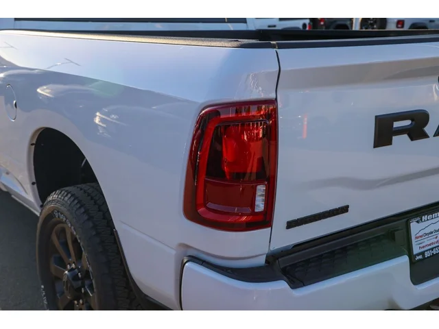 Nuevos RAM 2500 à Estados chez autogozo