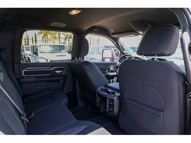 Nuevos RAM 2500 à Estados chez autogozo