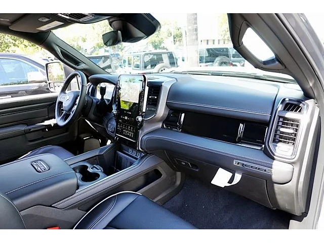 Nuevos RAM 2500 à Estados chez autogozo