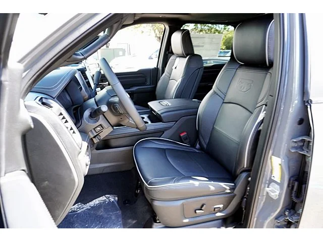 Nuevos RAM 2500 à Estados chez autogozo
