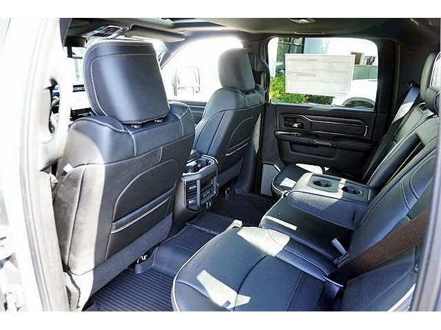 Nuevos RAM 2500 à Estados chez autogozo