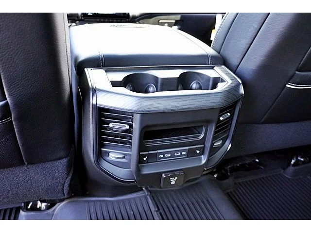 Nuevos RAM 2500 à Estados chez autogozo
