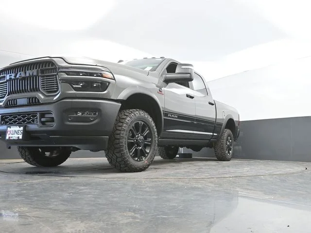 Nuevos RAM 2500 à Estados chez autogozo