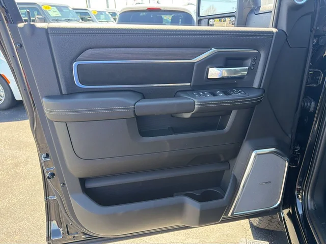Nuevos RAM 2500 à Estados chez autogozo