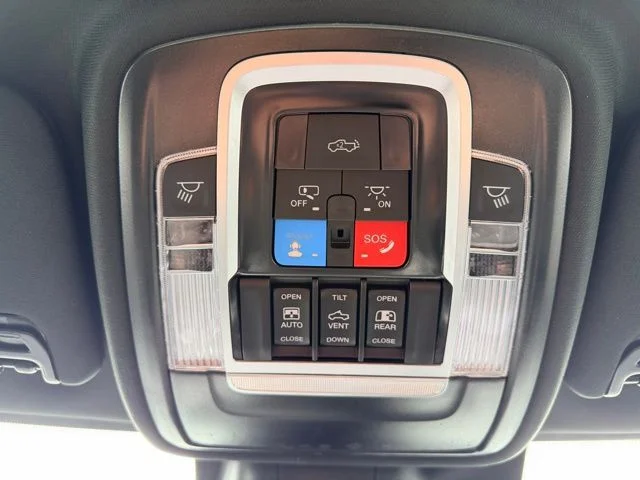 Nuevos RAM 2500 à Estados chez autogozo