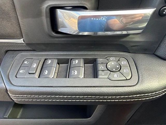 Nuevos RAM 2500 à Estados chez autogozo