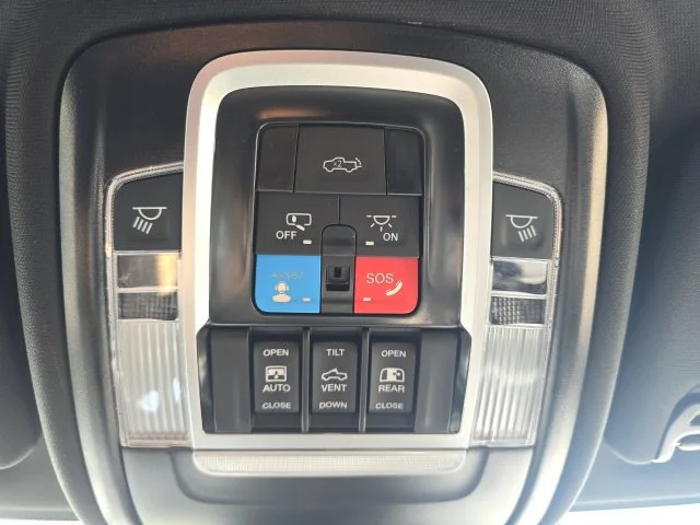 Nuevos RAM 2500 à Estados chez autogozo